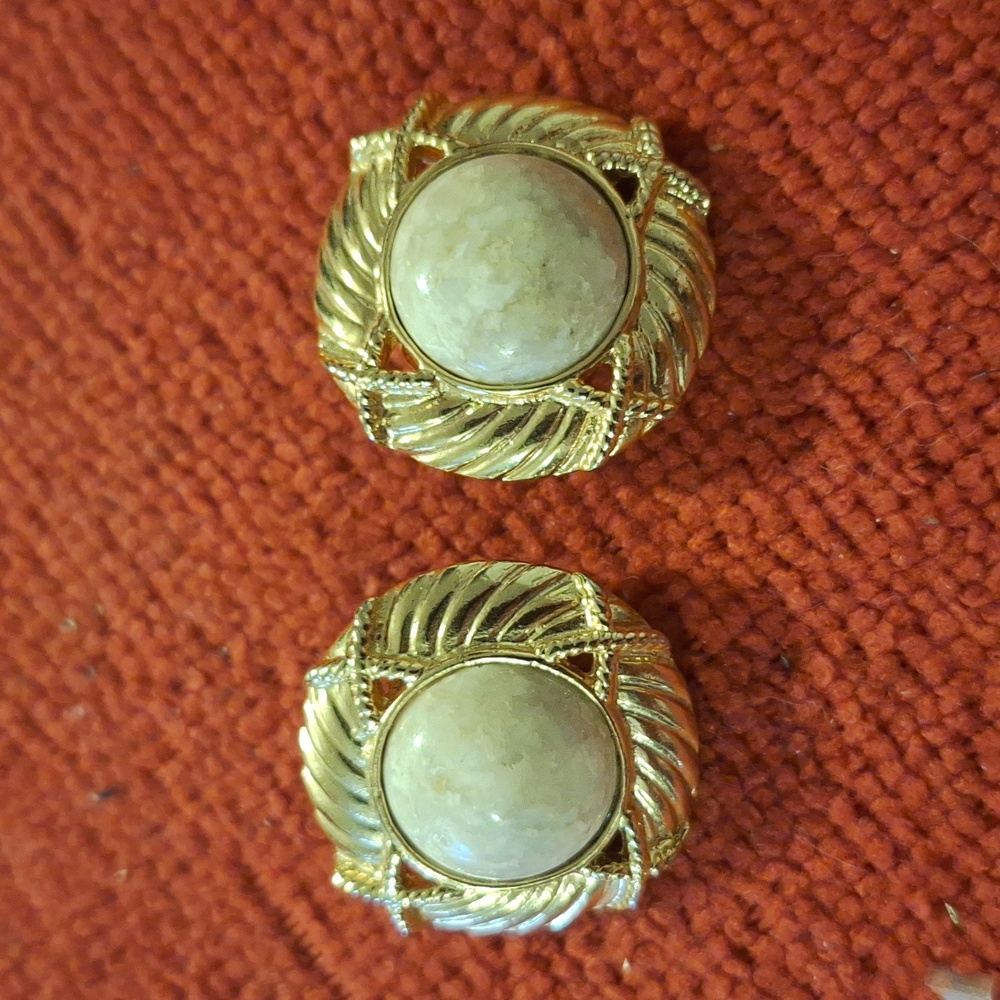 Repurpose clip on earrings